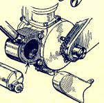 Detail upevnění dynama v držáku motoru modelů 1929.