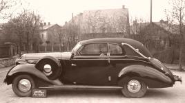 Hudson - karoserie čtyřmístný cabriolet.