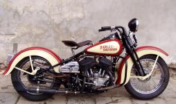 Autorv civiln Harley-Davidson 42 WLC.