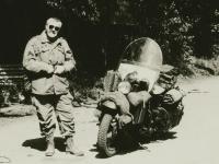 Z cesty na v�le�n�m Harleyi z �esk�ch Bud�jovic do Normandie - archiv Ho���lek