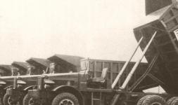 V roce 1941 byla firmou Mack postavena srie supertkch obch sklpek typu FC, urench pro zemn prce na Panamskm kanlu. Vozy byly pohnn adovmi dieselovmi estivlci Waukesha Hesselman a do Panamy se vydaly ve spolen kolon, po vlastn ose.