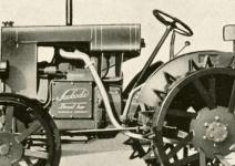 Traktor Svoboda Diesel-kar 22 na orebnch kolech.