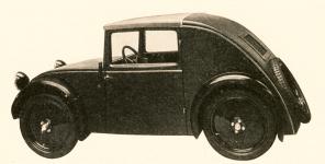 Standard Superior ve dvousedadlov verzi z roku 1932. V tomto proveden se dokal pouze 360 vyrobench kus.