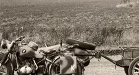 BMW R 75 s Einheits- muninm vozkem firmy Westfalia - archiv MUDr. Johann Holna, doktor patologie