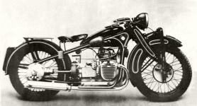 BMW R11 dvoukarburtorov model 1933 s bateriovm zapalovnm (5. srie)