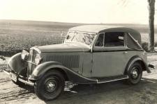 �koda 633 kabriolet Kellner v nov�m stylu - tov�rn� sn�mek 63-1194  (archiv Ho���lek)